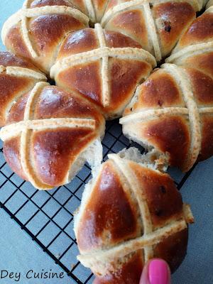 Cross buns