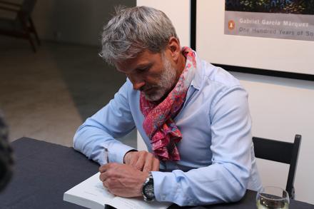 Le « Black Mirror positif » de Jean-Gabriel Causse