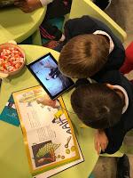 Inclood et l'Ecole des Loisirs proposent des livres adaptés en Langue des signes française