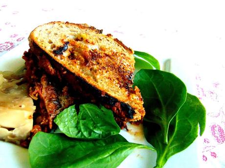 Grilled cheese bolognaise Grilled cheese bolognaise