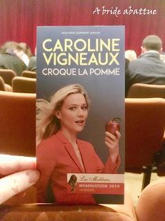 Caroline Vigneaux croque la pomme