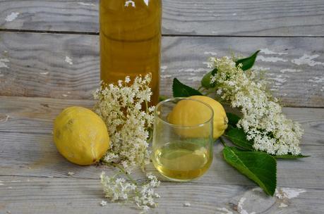 Liqueur de fleur de sureau Liqueur de fleur de sureau
