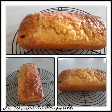 Cake aux jaunes d’œufs saucisses et comté Cake aux jaunes d’œufs saucisses et comté