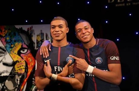 fourcarde-musee-grevin-mbappe-615x404