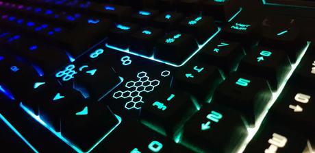 [Test] Clavier Empire Gaming K900
