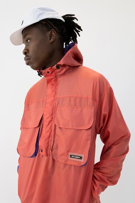 Stüssy présente sa collection SU19 avec en prime un édito signé Mark Lebon Stüssy présente sa collection SU19 avec en prime un édito signé Mark Lebon