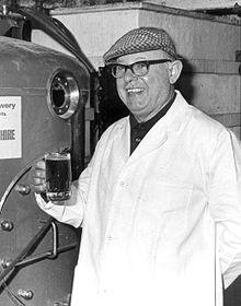 Microbrasserie – Wikipedia
 – Fabrication de bière
