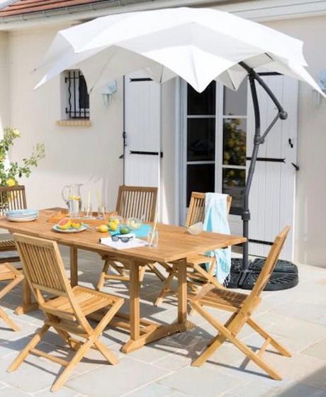 10 parasols designs en forme de fleur de nenuphar nymphea terrasse table bois - blog déco - clemaroundthecorner