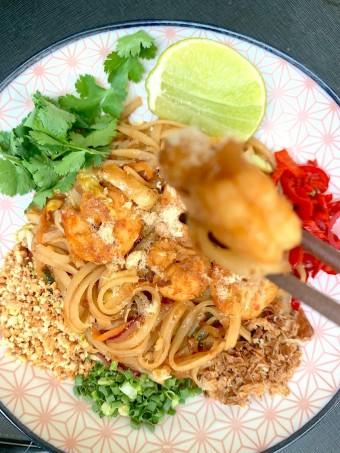 Pad Thaï aux crevettes © Olivia Goldman