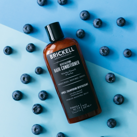 4 façons pour les hommes d’avoir des cheveux plus sains et plus forts