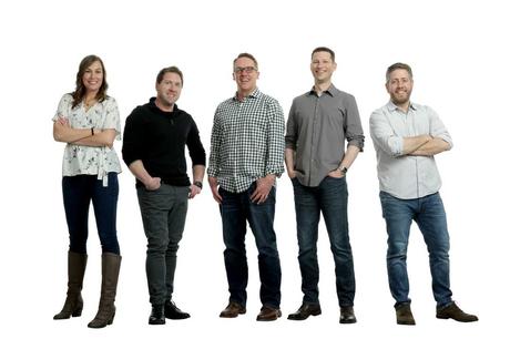 Spectacle en direct de bière gratuite et d'ailes chaudes au Gull Lake View Golf Resort
 – Bière artisanale