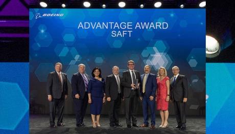 Saft élu fournisseur de l’année par Boeing Saft élu fournisseur de l’année par Boeing