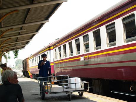 2 heures à Lopburi 2 heures à Lopburi