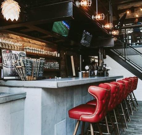 Katie Gillanders et le site de mariage de Matt Quiring – Artisan Brasseur Katie Gillanders et le site de mariage de Matt Quiring – Artisan Brasseur