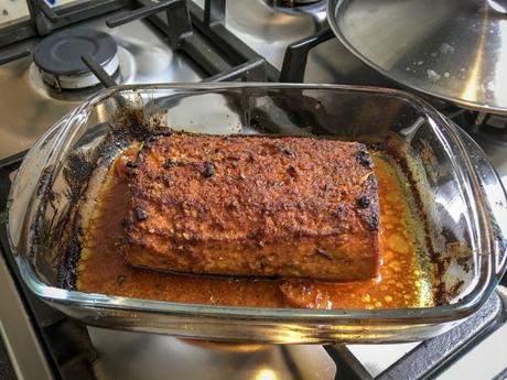 Sunday Roast – Rôti de tofu doré au four