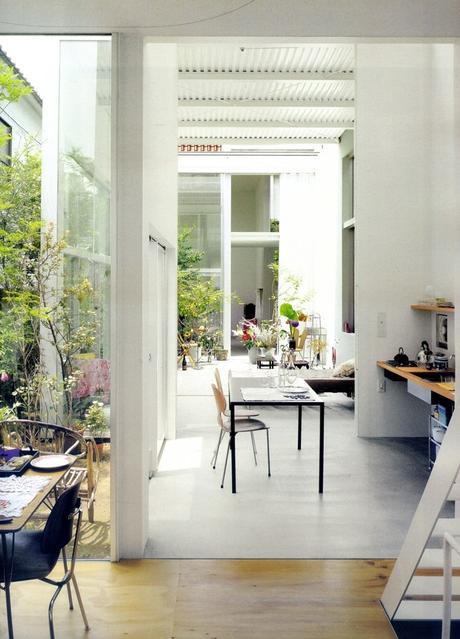 House A de Ryue Nishiwaza : quand les espaces se mélangent house a de ryue nishizawa cuisine salle à manger - blog déco - clem around the corner