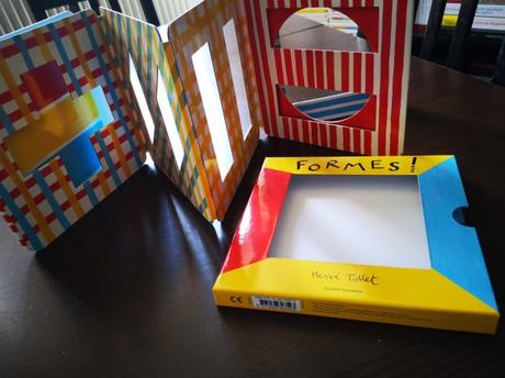 Formes ! de Hervé Tullet Formes ! de Hervé Tullet