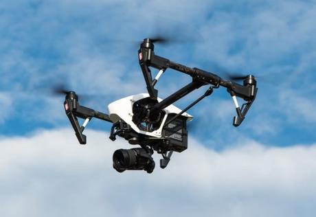 Des drones qui contrôlent les motards !