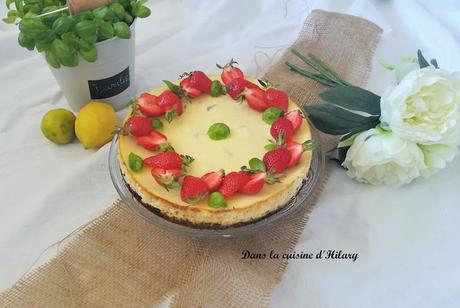 Cheesecake au citron, citron vert, basilic et fraise pour fêter les mamans
