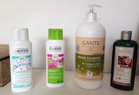 Shampoing bio : les shampoings biologiques, biodégradables et naturels sans sulfate ni huile de palme Shampoing bio : les shampoings biologiques, biodégradables et naturels sans sulfate ni huile de palme