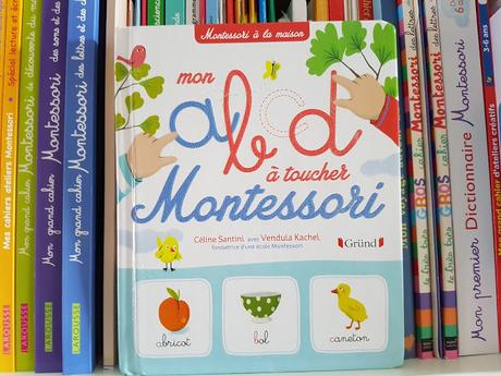 Mon ABCD Montessori à toucher de Claire Frossard, Céline Santini et Vendula Kachel ♥ ♥ ♥