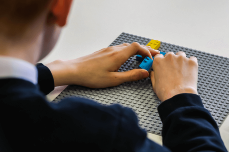 Lego Braille Bricks : apprendre le braille en s’amusant