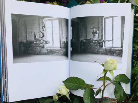 (Beau Livre) Danse, la photographe Sylvie Lancrenon à la chasse de la grâce