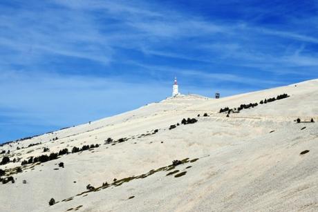 Au sommet du Mont Ventoux © French Moments