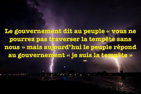 Le Macron au pied du mur