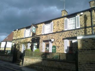 Blog sur la bière et les pubs de Wee Beefy: mars 2012
 – Bière artisanale