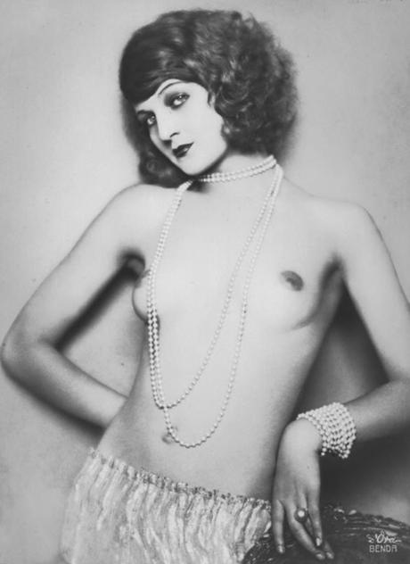 Topless_Anita_Berber_around_1921._02