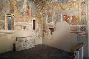 1378 Count Lanfranco Porro capella in Mocchirolo, Brera, Milan, mur gauche droite le comte et sa famille