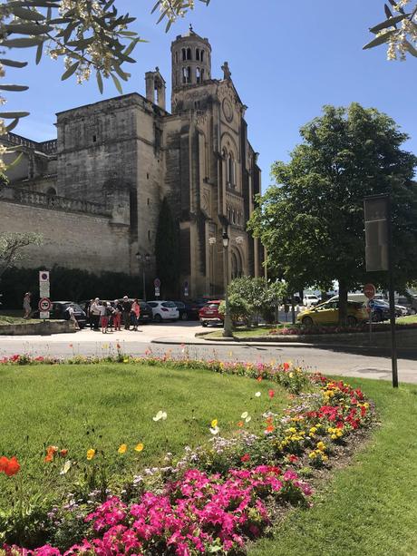 Carte postale d’Uzès merveille du #Gard Carte postale d’Uzès merveille du #Gard