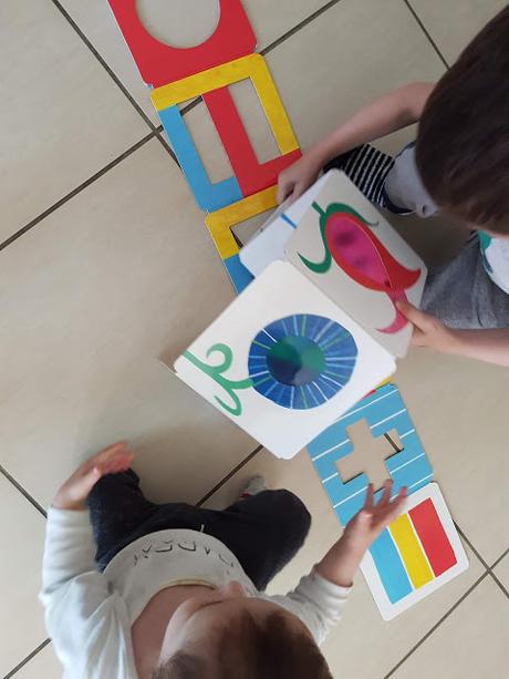 FLEURS ! FORMES ! De Hervé Tullet