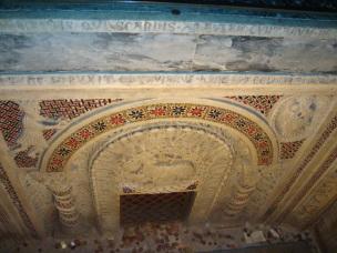 1200-1300 Autel transept gauche enterre