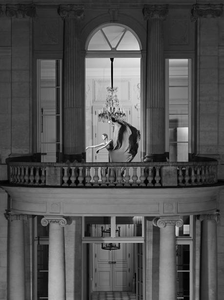 Hedi Slimane revisite l’esprit couture d’Yves Saint Laurent Hedi Slimane revisite l’esprit couture d’Yves Saint Laurent