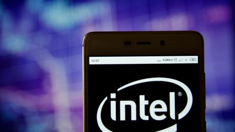 Apple pourrait racheter une partie d’Intel