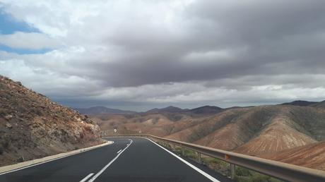 Les routes sinueuses de Fuerteventura