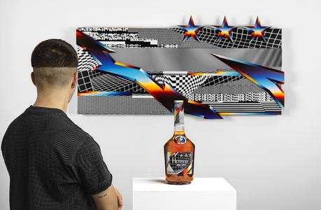 L’artiste Felipe Pantonne va sortir sa propre bouteille de Hennessy L’artiste Felipe Pantonne va sortir sa propre bouteille de Hennessy