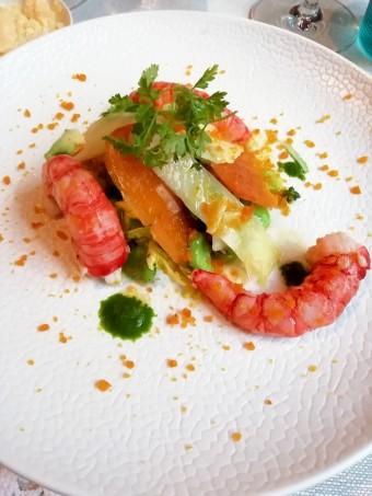 Salade de fèves, gambas © Gourmets&co