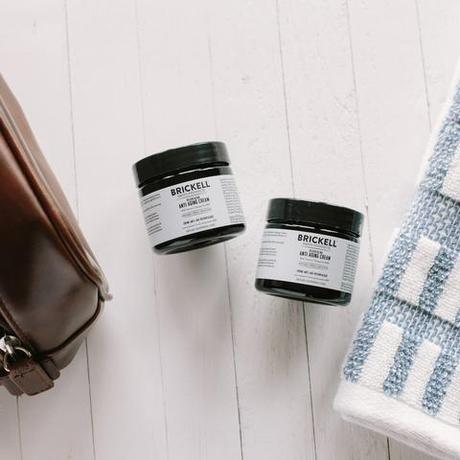 Comment la vitamine C contribue-t-elle à ralentir le processus de vieillissement ?