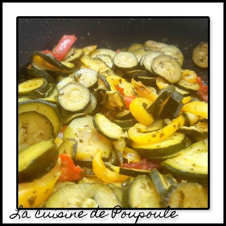 Poêlée de Courgettes et poivrons au pesto Poêlée de Courgettes et poivrons au pesto