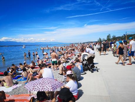 Une promenade dominicale sur «La plage» de Genève Une promenade dominicale sur «La plage» de Genève