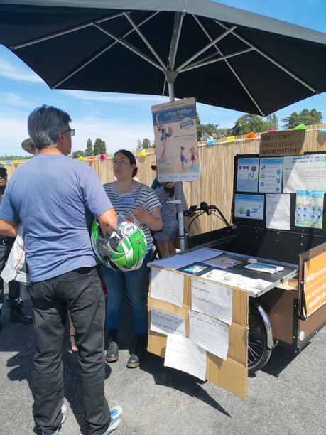 Une promenade dominicale sur «La plage» de Genève Une promenade dominicale sur «La plage» de Genève