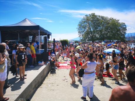 Une promenade dominicale sur «La plage» de Genève Une promenade dominicale sur «La plage» de Genève