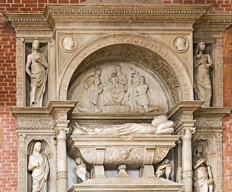 1481-1485 monument of the Doge Nicolo Marcello by Pietro Lombardo Zanipolo Venise