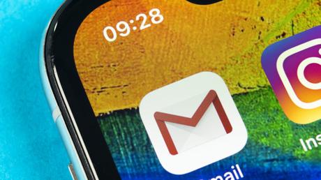Gmail se pare d’un mode sombre