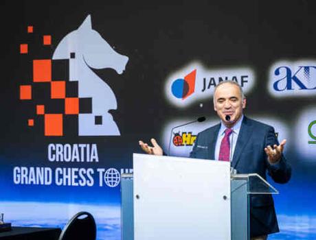 Garry Kasparov lors de la cérémonie d'ouverture du Grand Chess Tour en Croatie - Photo site officiel Garry Kasparov lors de la cérémonie d'ouverture du Grand Chess Tour en Croatie - Photo site officiel