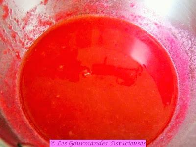 Rhubarbe rôtie dans un jus de groseilles à la verveine citron (Vegan)