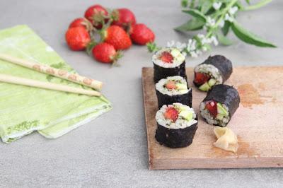 Cuillère et saladier : Makis de printemps : fraises, pesto, courgettes